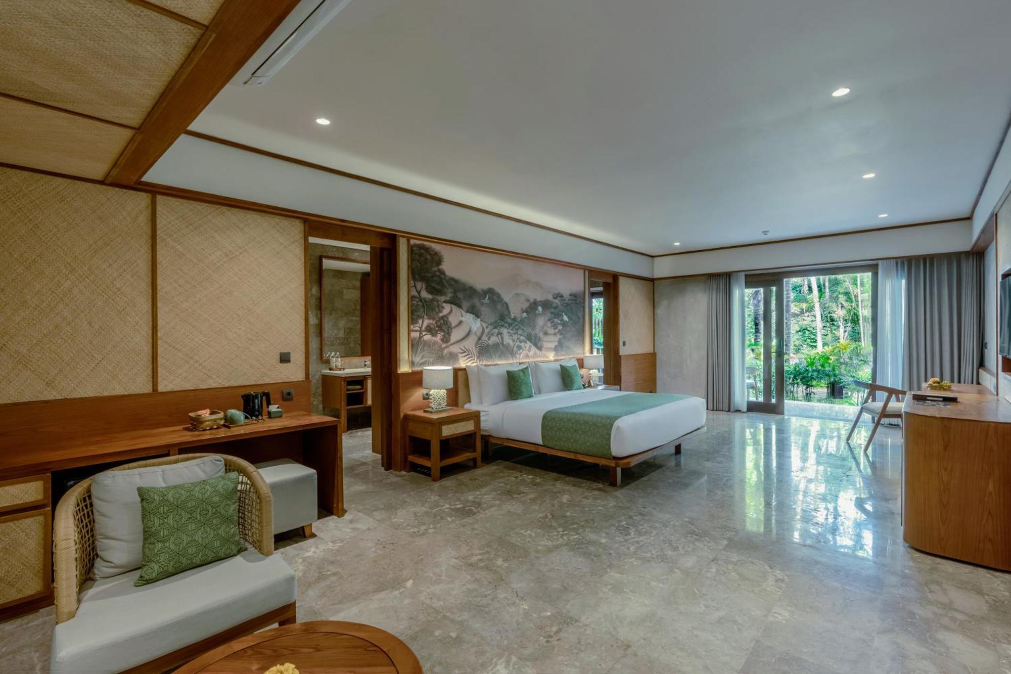 Anandadara & Ubud