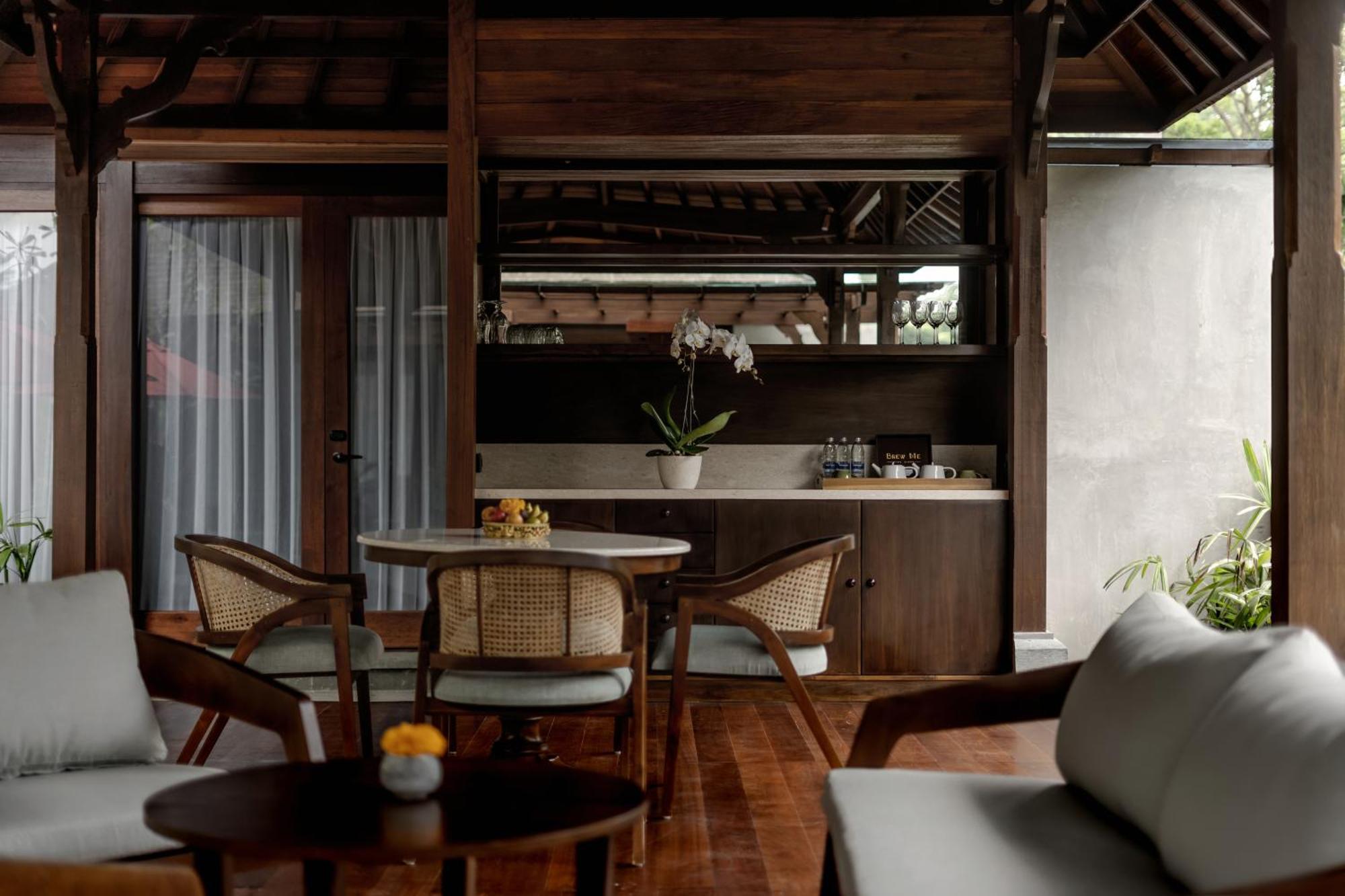 Anandadara & 5* Ubud